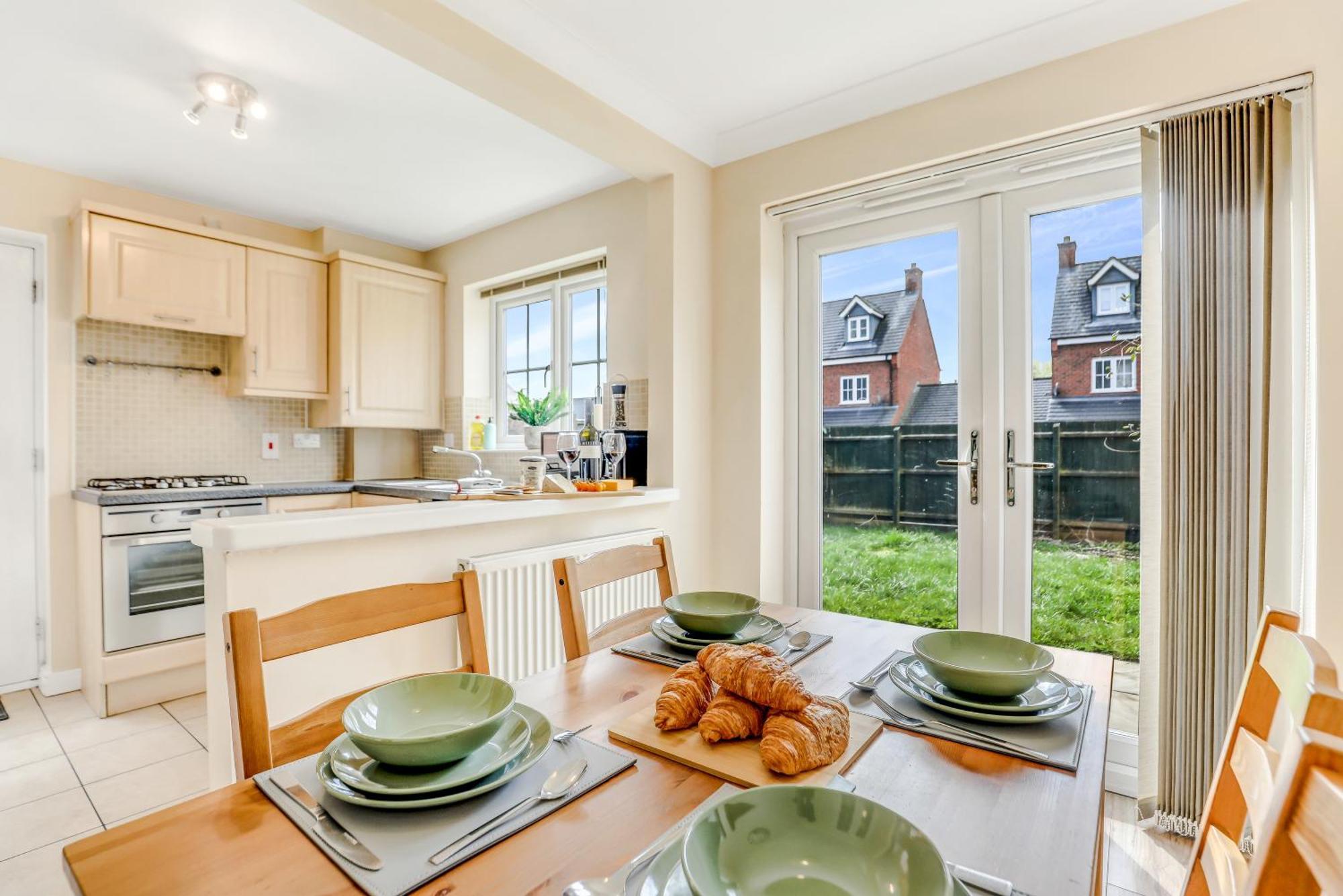 Silver Stag Properties, 3 Bedroom W Parking And Garden Smisby Exterior foto